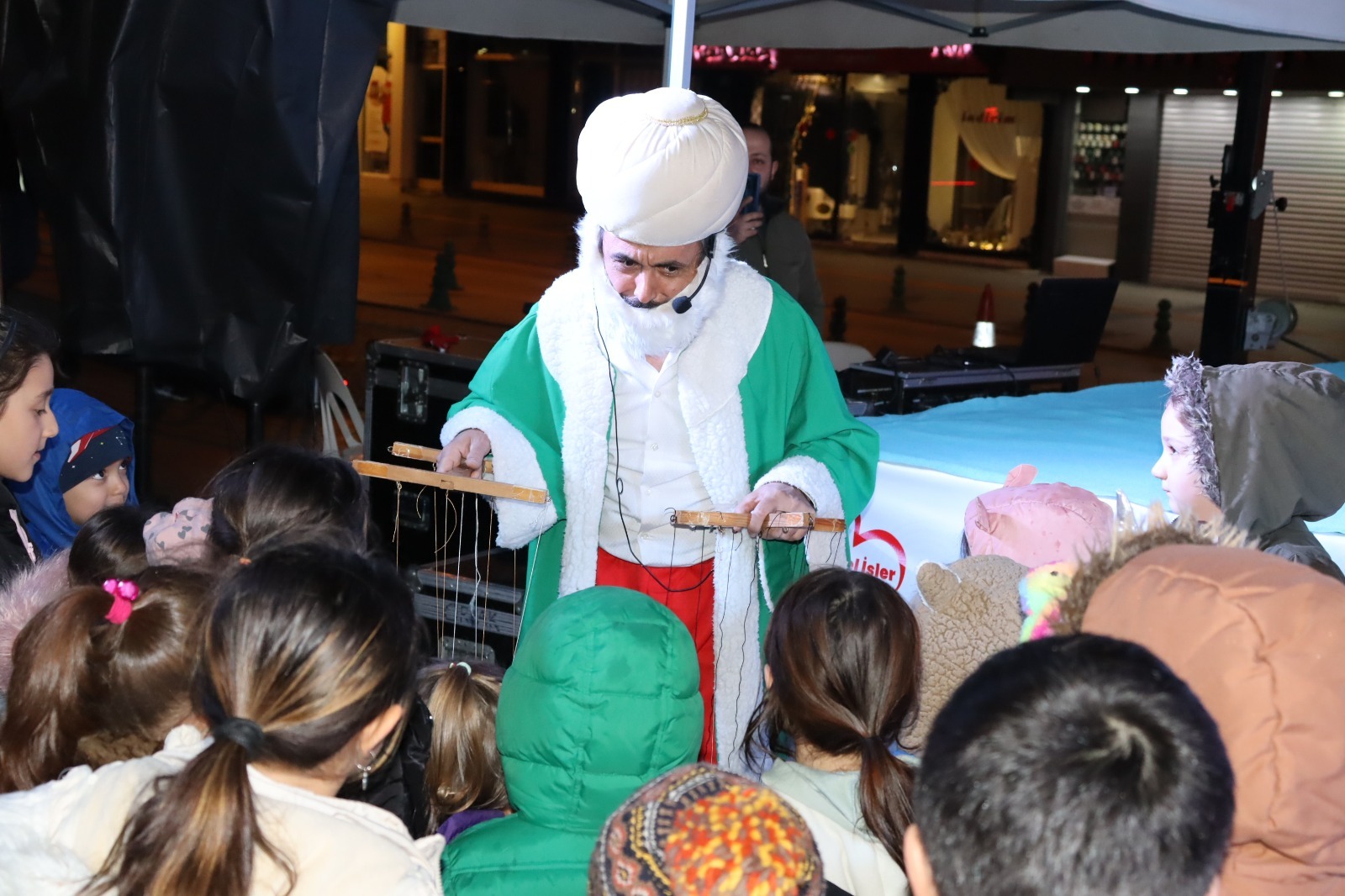 İzmit Belediyesi Ramazan ayı etkinlikleri yoğun ilgiyle başladı (2)