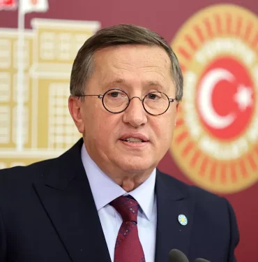 Lütfü Türkkan Kocaeli' de yolsuzluğun ustalarını yetiştirmişler