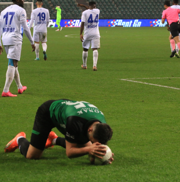 TRENDYOL 1. LİG: KOCAELİSPOR: 1 TUZLASPOR: 2