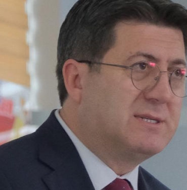 Sokak hayvanlarına kesin çözüm Zafer Mutlu'dan