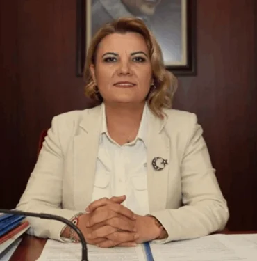 izmit belediye baskani fatma kaplan hurriyet kararini verdi yeniden chpnin adayi hmql