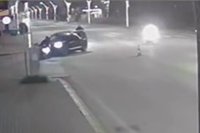 15 YAŞINDAKİ MOTOSİKLET SÜRÜCÜSÜNÜN ÖLDÜĞÜ KAZA KAMERADA