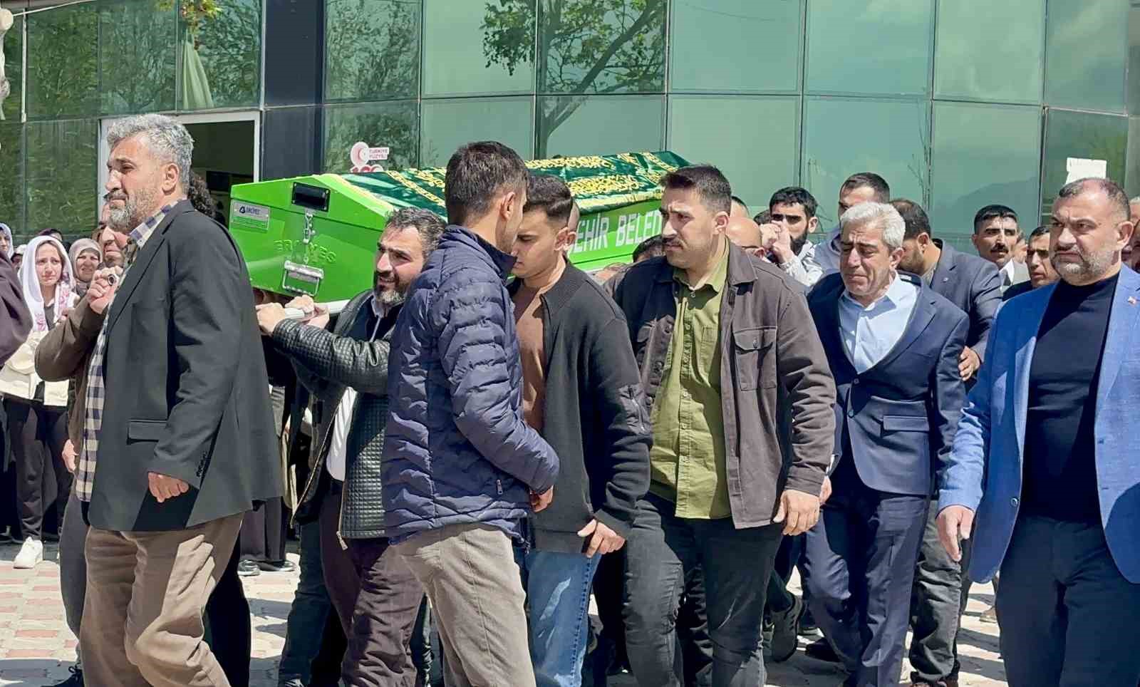 20240411aw181041 0.jpg