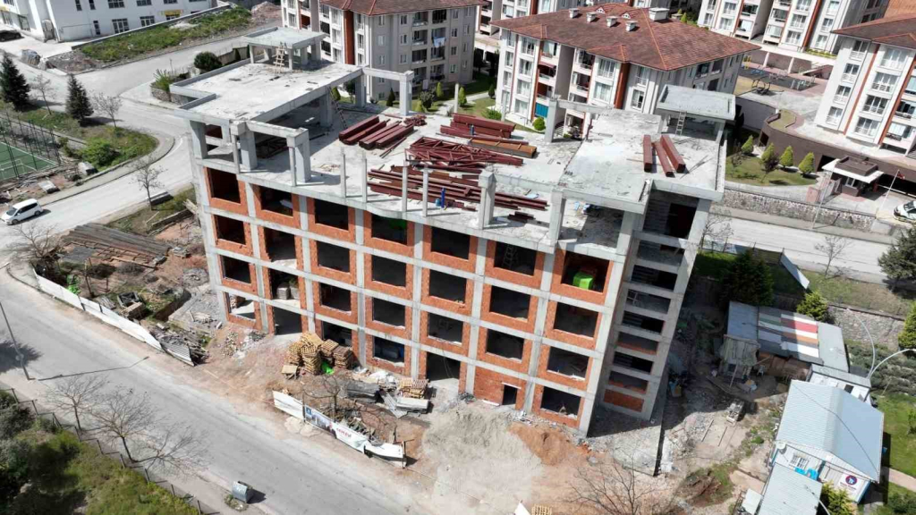 20240417aw184229 0.jpg