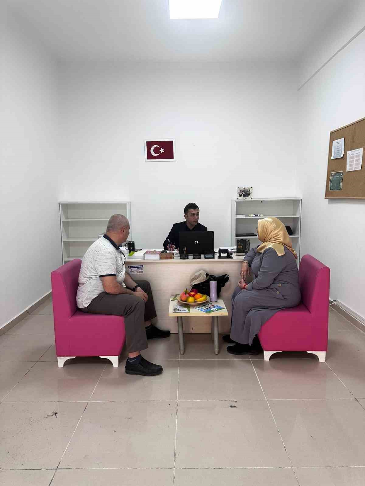 20240418aw185043 0.jpg