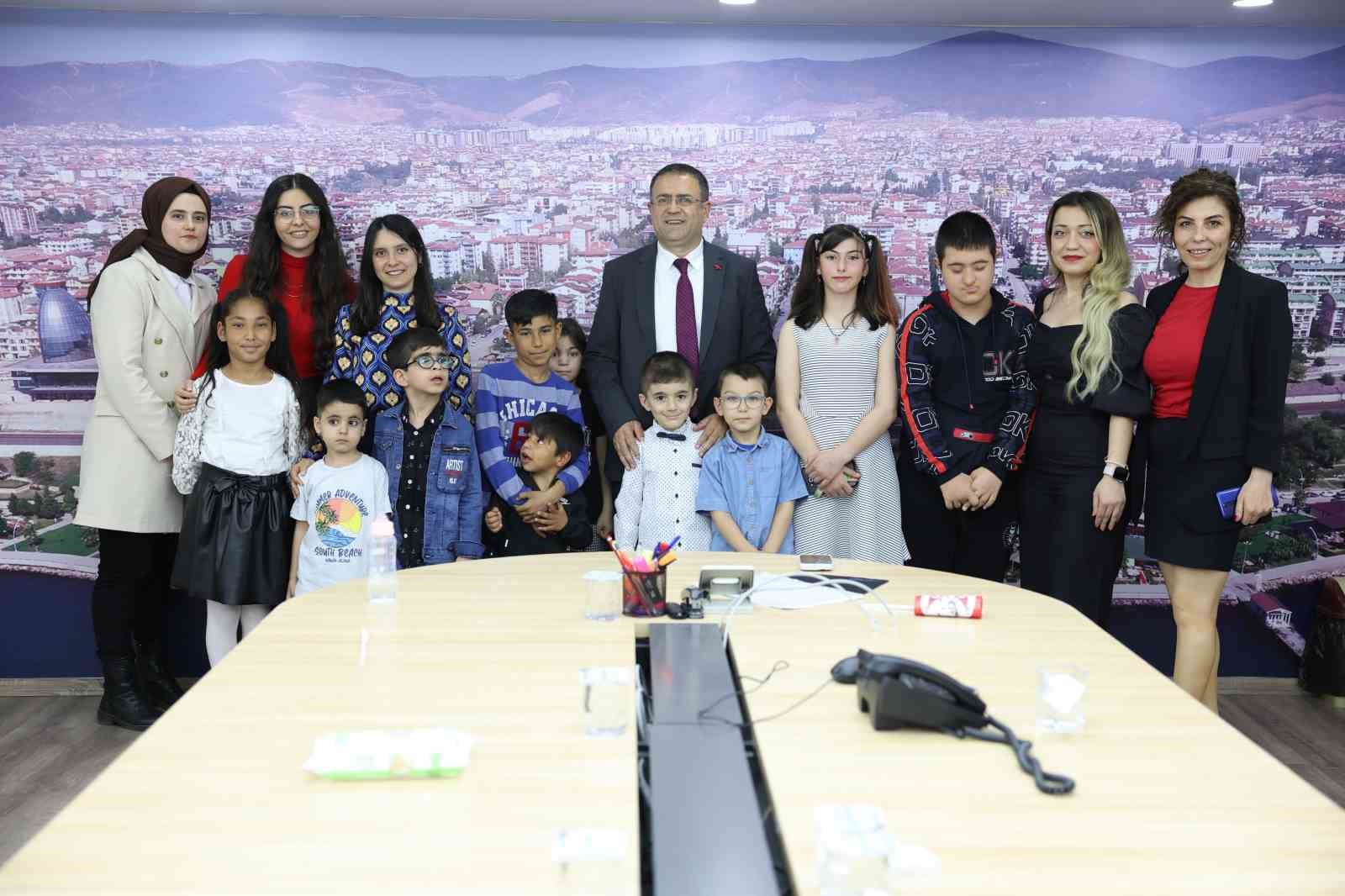 20240420aw186303 0.jpg