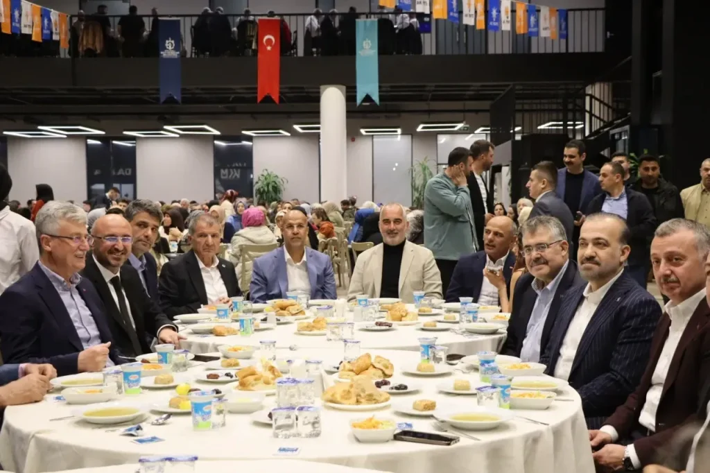 AKP teşkilatı Muharrem Tutuş' u sildi mi