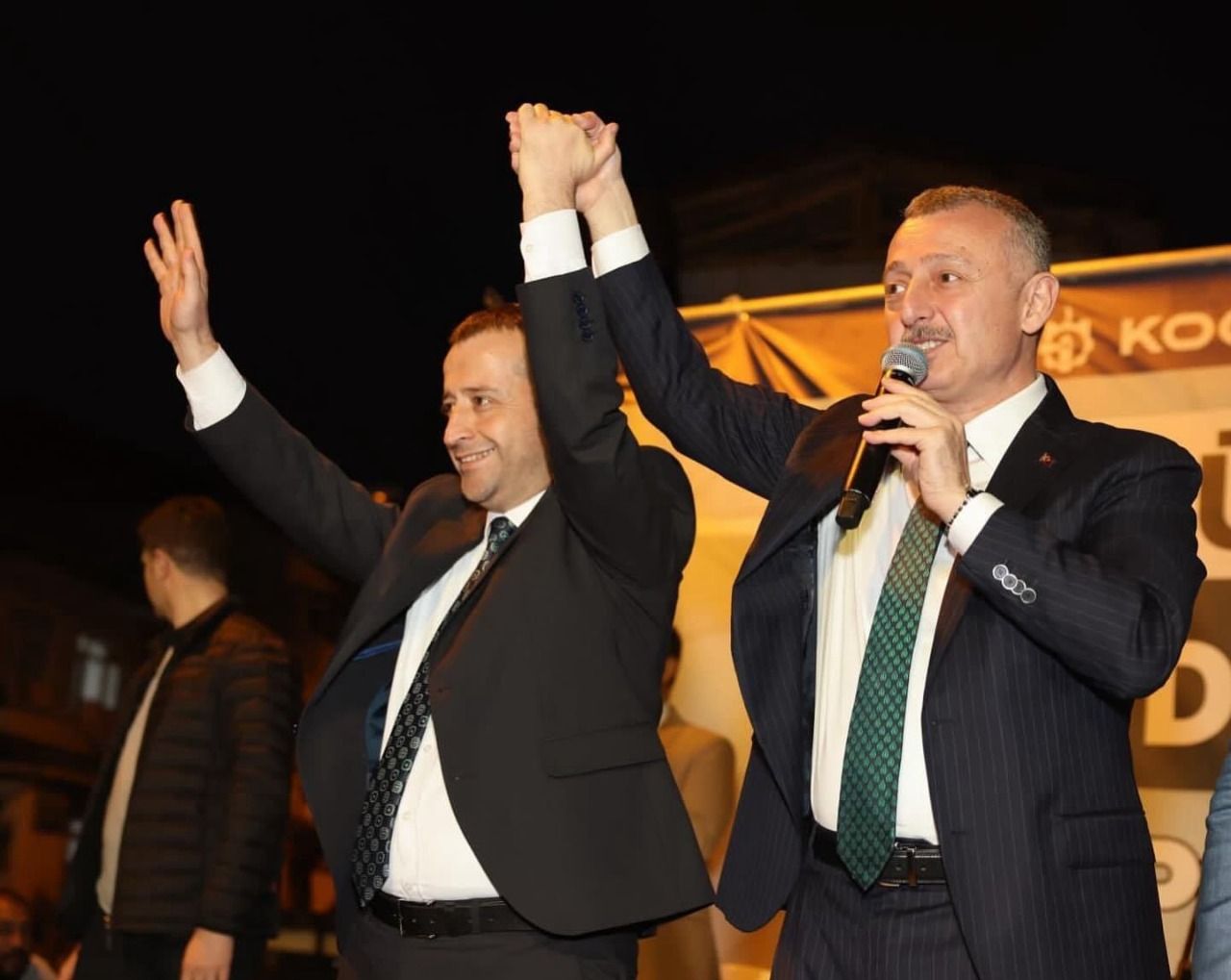 AKP teşkilatı Muharrem Tutuş' u sildi mi