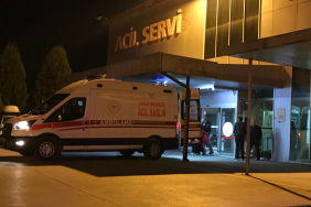 SAKARYA'DA DEHŞETE DÜŞÜREN OLAY ANNESİ PARA VERMEYİNCE KENDİSİNİ YAKMAK İSTEDİ, ALEVLER TALİHSİZ KADINA SIÇRADI HASTANEYE KALDIRILAN KADININ HAYATİ TEHLİKESİ SÜRÜYOR