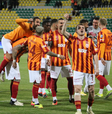TFF SÜPER KUPA: GALATASARAY 1 FENERBAHÇE: 0 (MAÇ YARIDA KALDI)