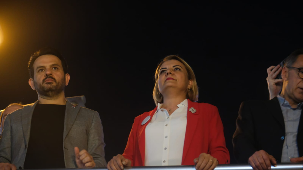 Hürriyet Ahdım olsun Büyükşehiri 5 yıl sonra alacağız