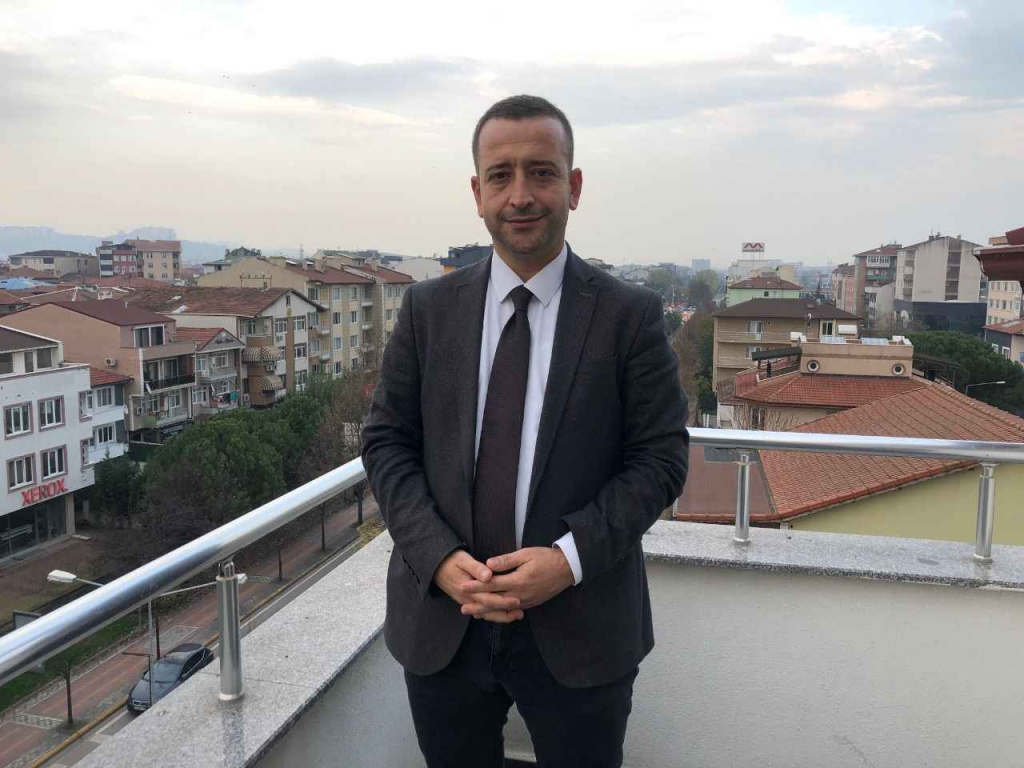 Muharrem Tutuş siyasetini bıraktığını açıkladı