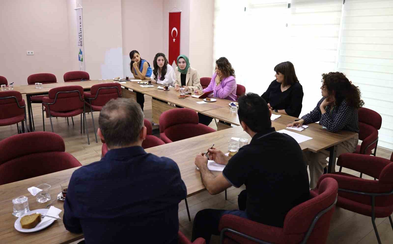 20240530aw215957 0.jpg