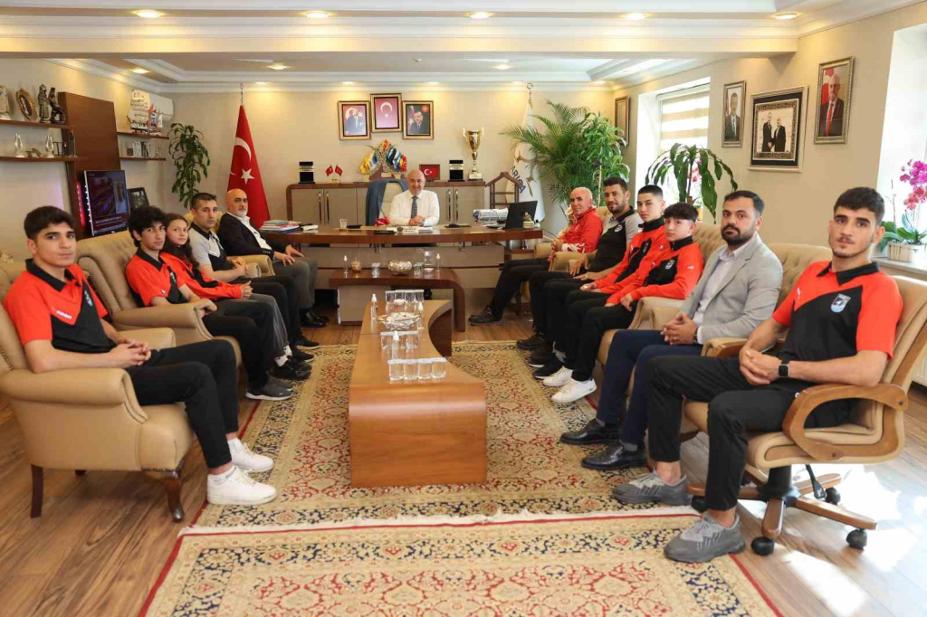 20240531aw216951 0.jpg