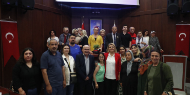 Halk Hürriyet'ten iş istiyor