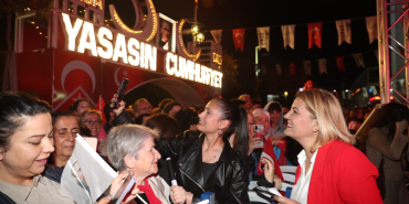 Hürriyet, “Yaşasın Türkiye Cumhuriyeti, Yaşasın Atatürk Gençliği”