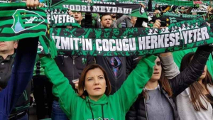 Hürriyet'ten Kocaelispor'a anlamlı destek