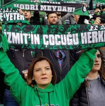 Hürriyet'ten Kocaelispor'a anlamlı destek