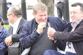 İlker Ulusoy Tahir bey Roma, Madrid bilmez eskiden Amerika'yı iyi bilirlerdi