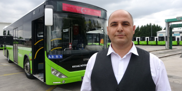 KAPLUMBAĞAYI EZİLMEKTEN KURTARAN OTOBÜS ŞOFÖRÜ O ANLARI ANLATTI "BOŞ POŞET DAHİ OLSA ÜSTÜNDEN GEÇEMİYORUM"