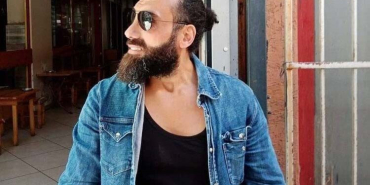OTO YIKAMACI CİNAYETİNDE TANIK KONUŞTU: "KASADAKİ BIÇAĞI YANINA ALDI" "İŞ YERİNDEN AYRILMADAN ÖNCE KASADAKİ BIÇAĞI YANINA ALDI" "GERİ GELDİĞİNDE SOL DİRSEĞİNDE VE AYAĞINDA ŞİŞLİK, PANTOLONUNDA İSE KAN LEKESİ VARDI"