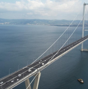 Otoyol ve köprü geçiş ücretlerine zam geldi
