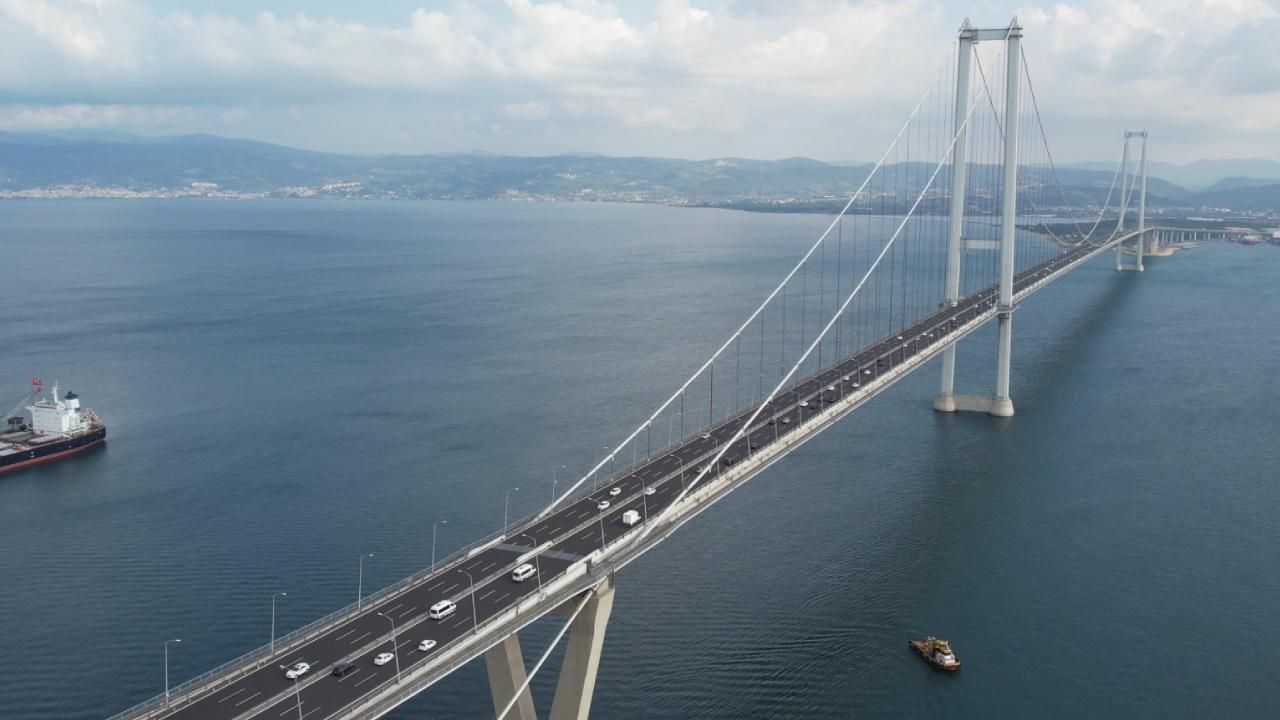 Otoyol ve köprü geçiş ücretlerine zam geldi