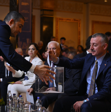 Tahir Büyükakın ve AKP bunu da kaybetti