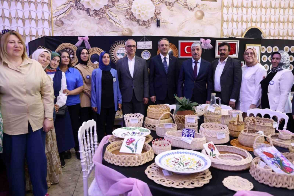 20240602aw217946 0.jpg