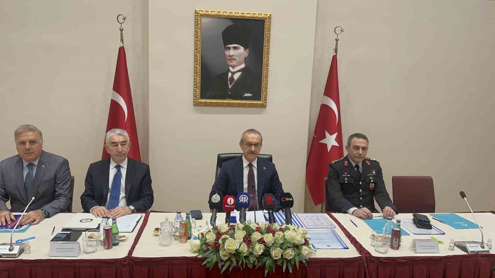 20240603aw218850 0.jpg