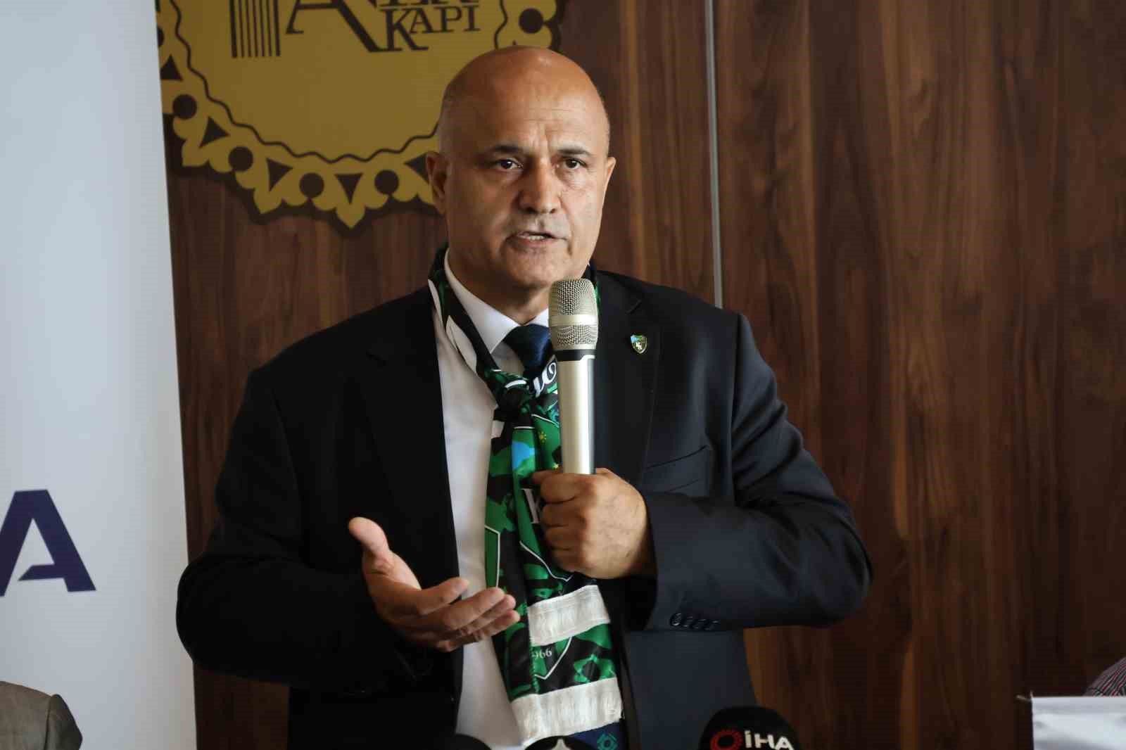 20240605aw220668 0.jpg