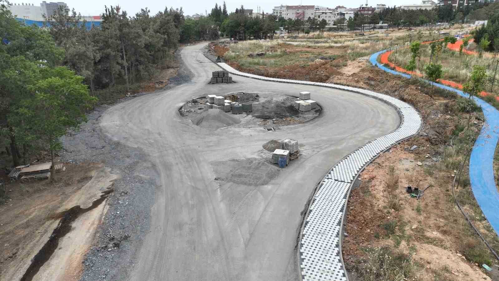 20240621aw231295 0.jpg