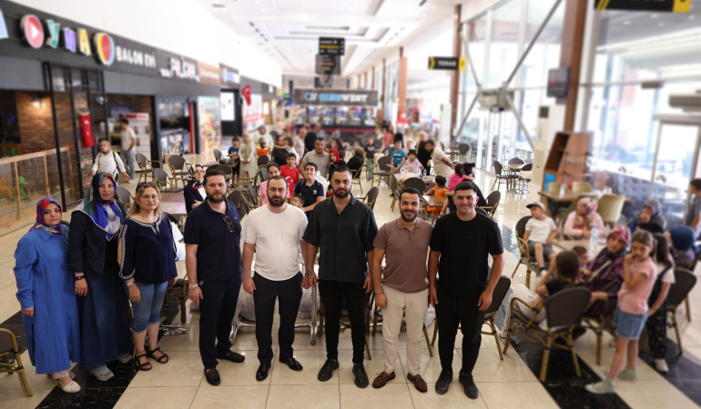 Çocukların bayram kıyafetleri KEV’den