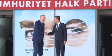 Erdoğan, 18 yıl sonra ilk kez CHP Genel Merkezi'nde (2)