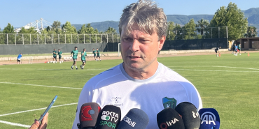 ERTUĞRUL SAĞLAM: "GEÇEN SEZONUN EN BÜYÜK SIKINTISI FORVETTİ" KOCAELİSPOR'A ŞAMPİYONLUK PAROLASIYLA İLK İDMAN