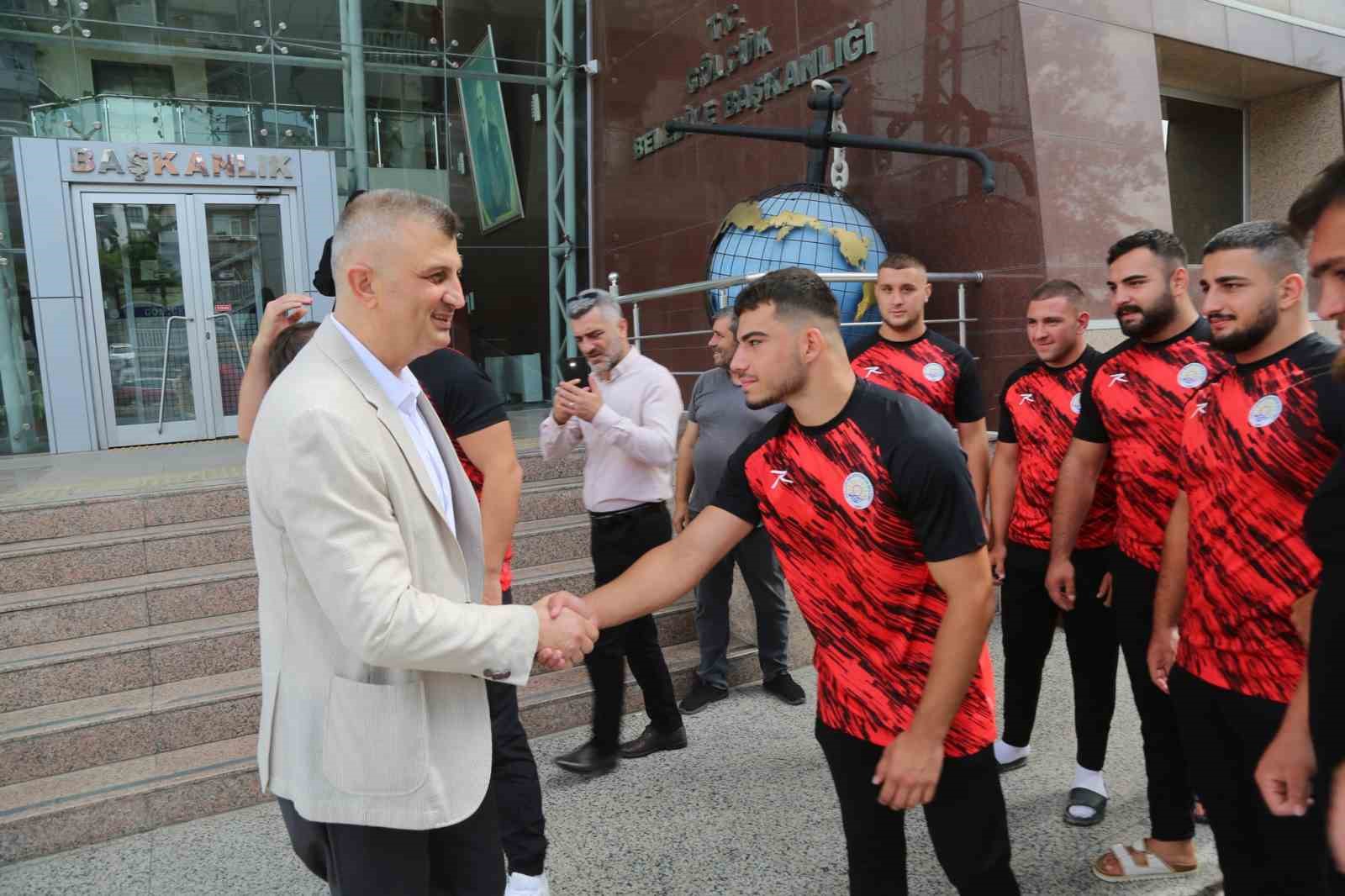 20240703aw239127 0.jpg