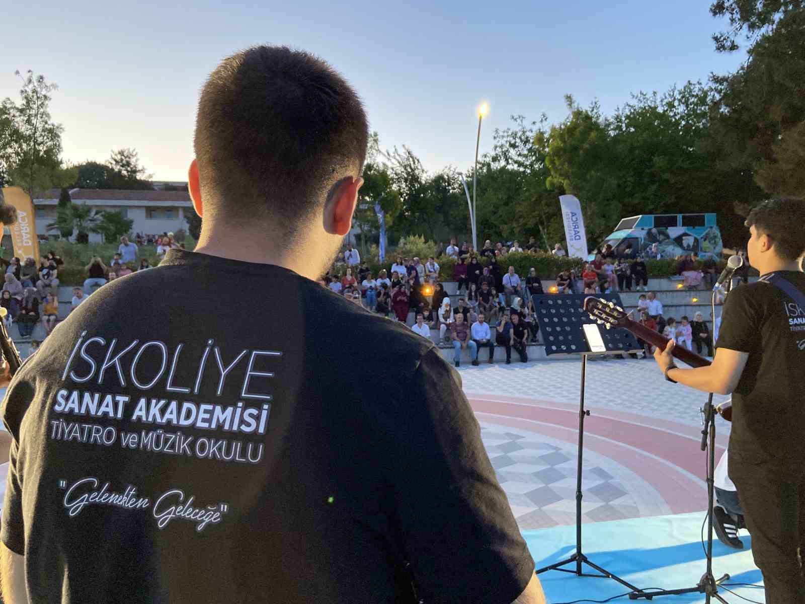 20240717aw248380 0.jpg