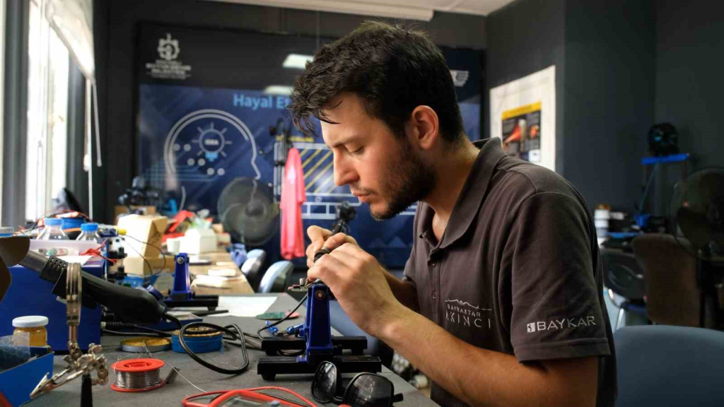 20240727aw255534 0.jpg