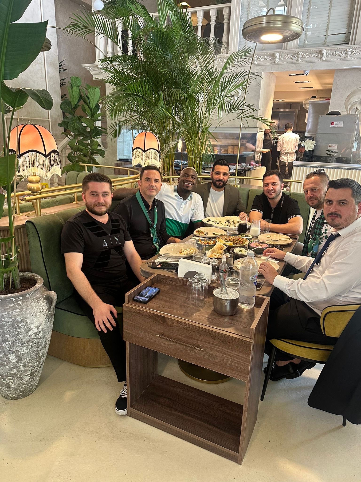 7f19b98b 6626 4d67 9dd5 506cd87a8644