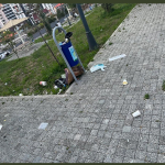 Hürriyet, çevreyi kirletenlere seslendi; Bu Allah’ın sıcağında temizlik işlerinde çalışan emekçileri düşünseydiniz