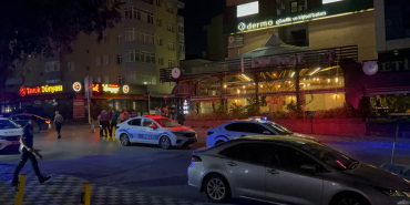 KOCAELİ'DE 2 İŞ YERİ MOTOSİKLETLİ KİŞİLER TARAFINDAN KURŞUNLANDI