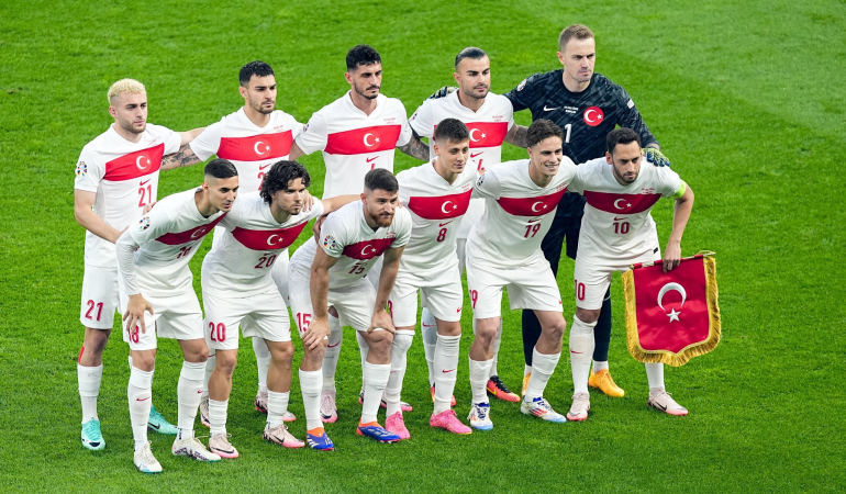 SİZİNLE GURUR DUYUYORUZ!