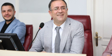 Sertif Gökçe istedi TÜGVA binayı boşalttı