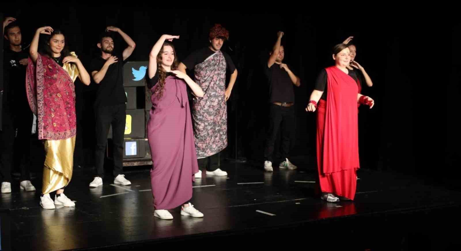 20240807aw262777 0.jpg