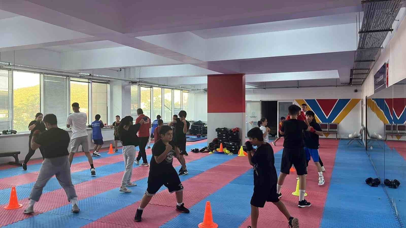 20240808aw263363 0.jpg