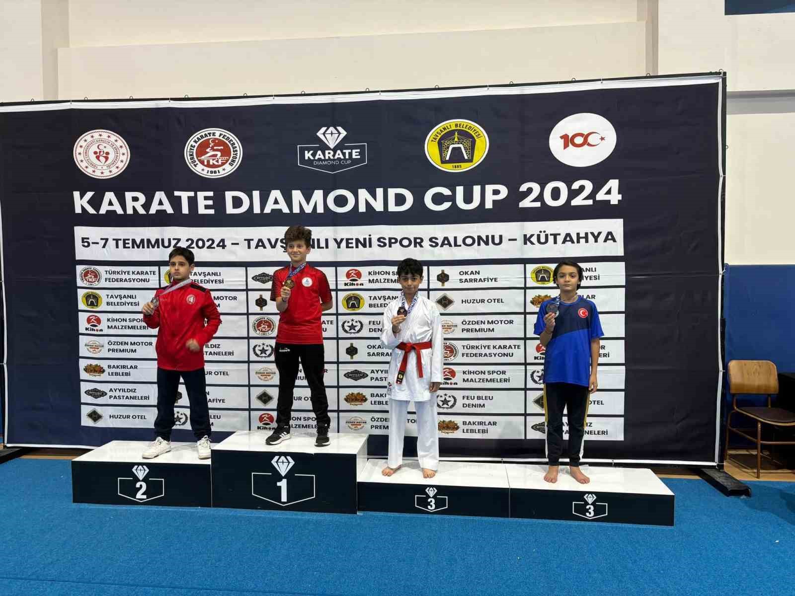 20240808aw263518 0.jpg