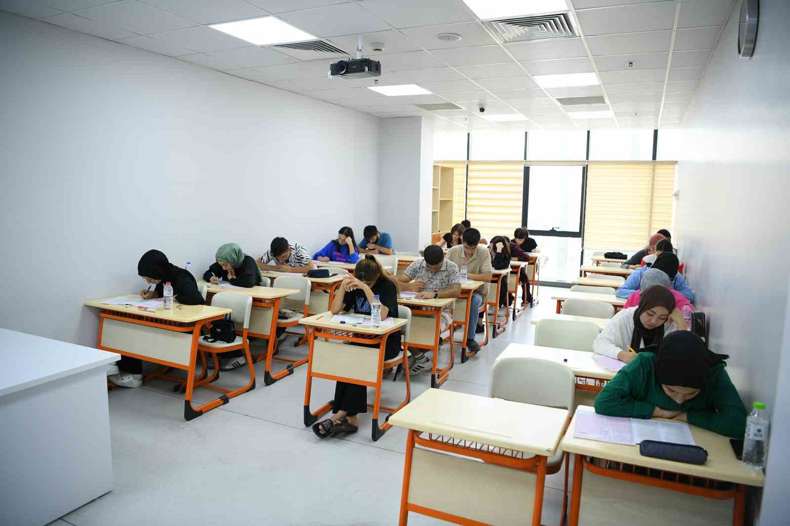 20240808aw263576 0.jpg