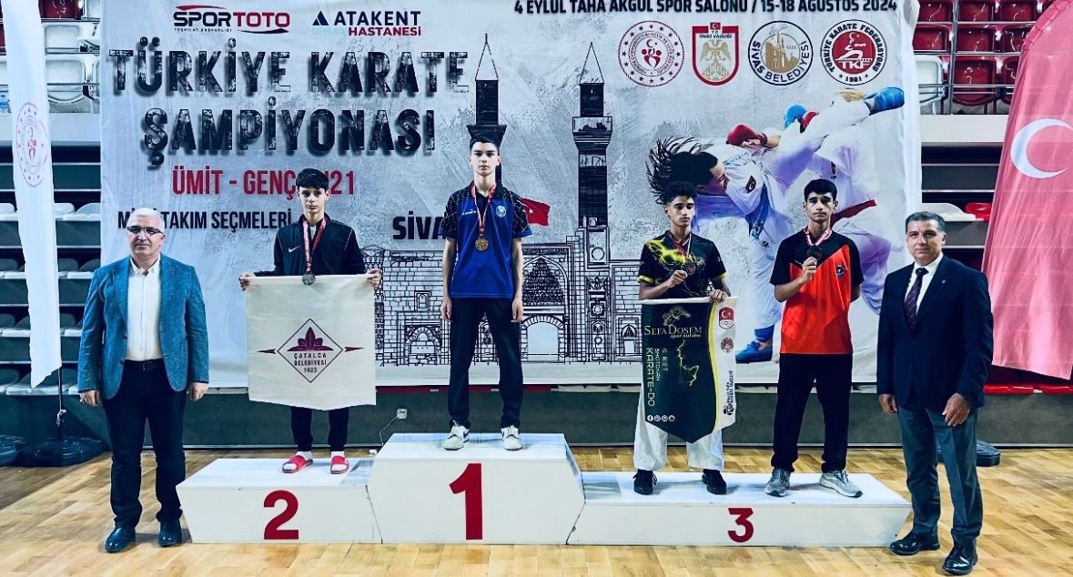 20240819aw270448 0.jpg