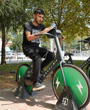 20240829aw276544 0.jpg