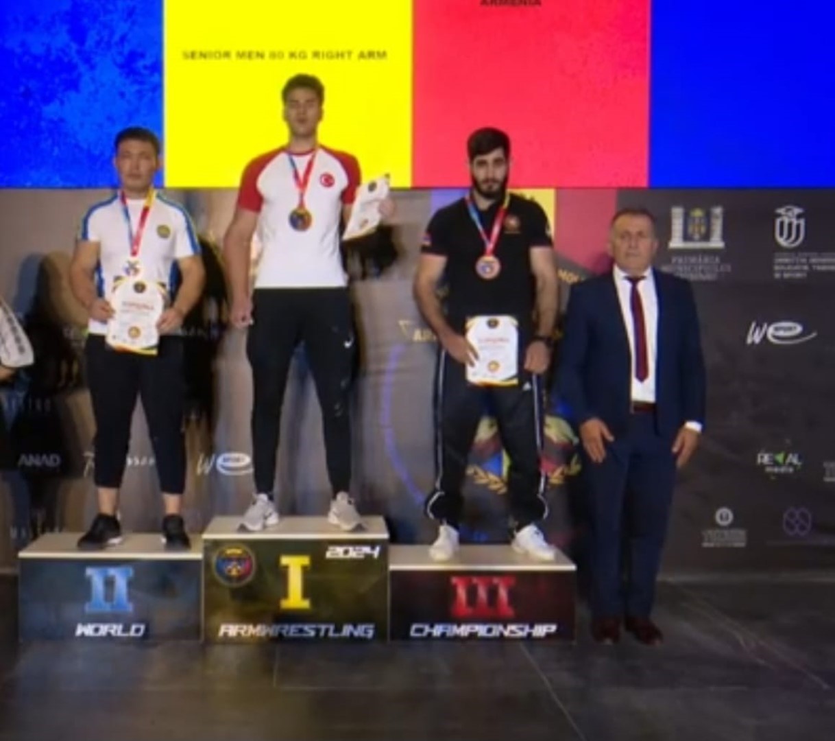 20240829aw276709 0.jpg